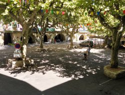PLACE DES DOCTEURS DAX : REDONNER DE LESPACE � LA VIE