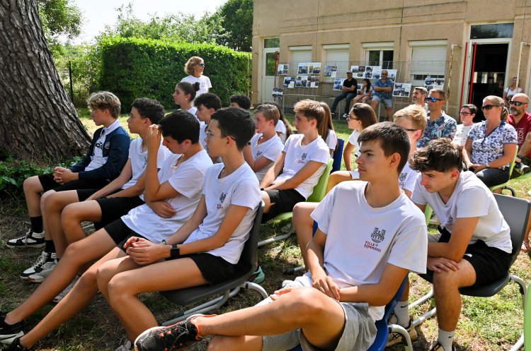 10 juin - remise des diplomes aux lves de la classe dfense du collge G.Doumergue : 1749639162.dsc_5657.jpg