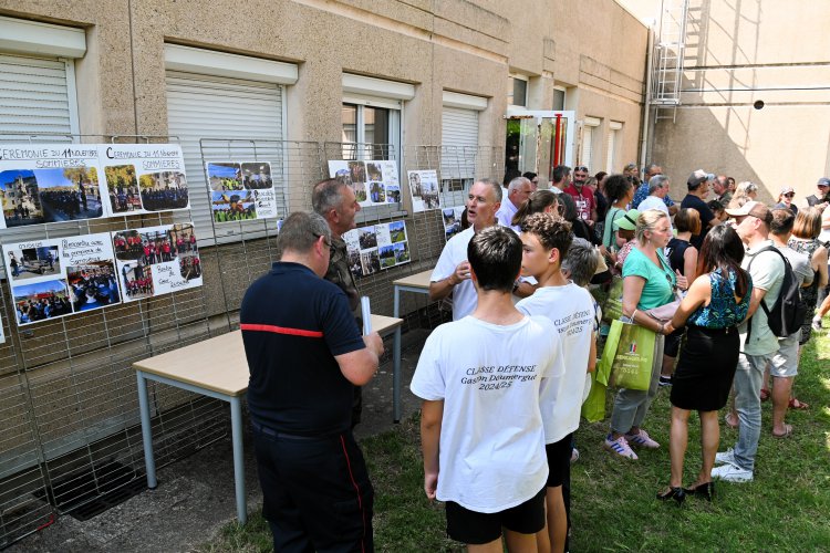 10 juin - remise des diplomes aux lves de la classe dfense du collge G.Doumergue : 1749639325.dsc_5724.jpg