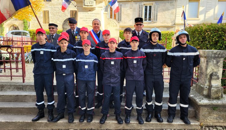 Crmonie du 11 novembre 2025 : 1762945333.20251111_120532.jpg