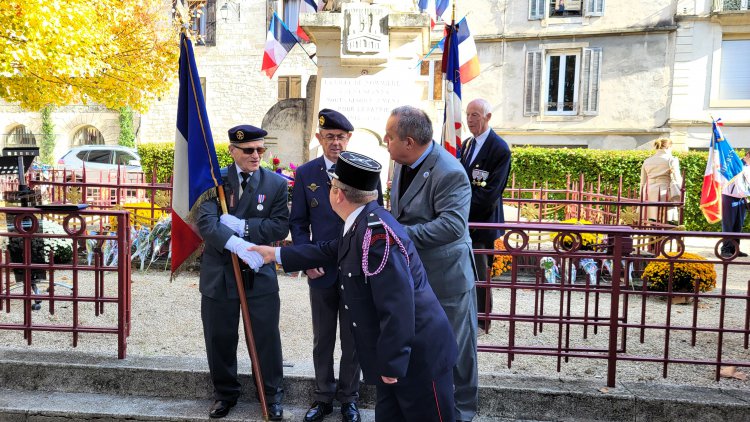 Crmonie du 11 novembre 2025 : 1762945334.20251111_120550.jpg