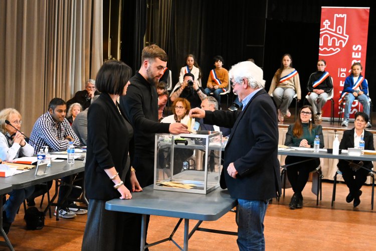 20 mars 2026 - Conseil municipal d'installation S�ance du conseil municipal du vendredi 20 mars 2026 : 1774343210.dsc_0257.jpg