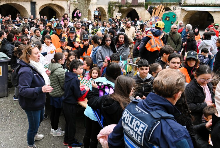 Samedi 28 Mars 2026 - Le carnaval des insectes Samedi 28 Mars 2026 - Le carnaval des insectes : 1774965291.dsc_0410.jpg