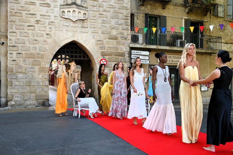 CATWALK - Miss universe - Epreuve � Sommi�res le 06-09-26 Epreuve de CATWALK � Sommi�res le 6 septembre 2026 : 1790256632.dsc_4875.jpg